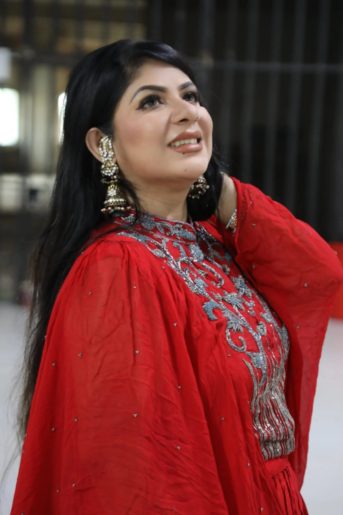এত গুণী শিল্পী বেকার বসে আছেন, ধারণাই ছিল না: নায়িকা রত্না
