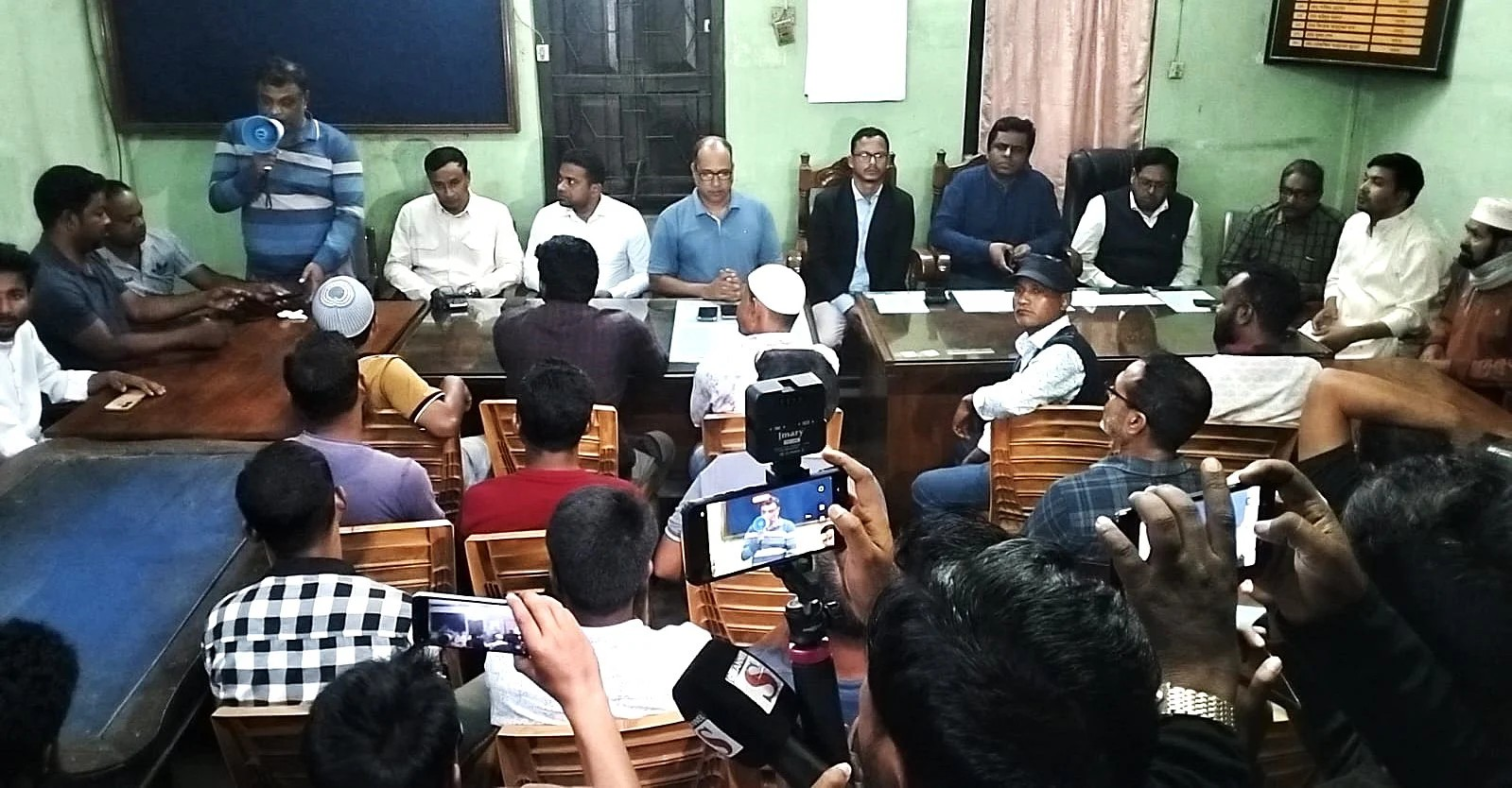 ২৯ ঘণ্টা পর জামালপুরে বাস ধর্মঘট প্রত্যাহার