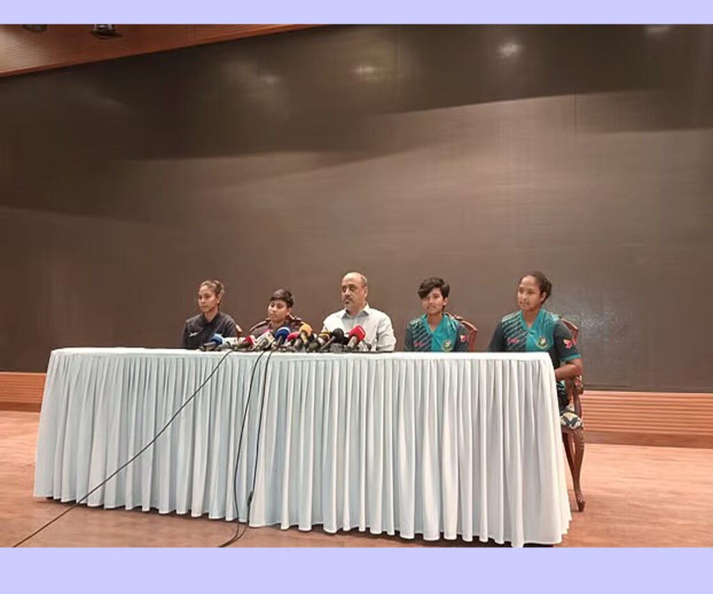 কাতার সফরে প্রধান উপদেষ্টার সঙ্গী হয়ে উচ্ছ্বসিত চার জন নারী খেলোয়াড়