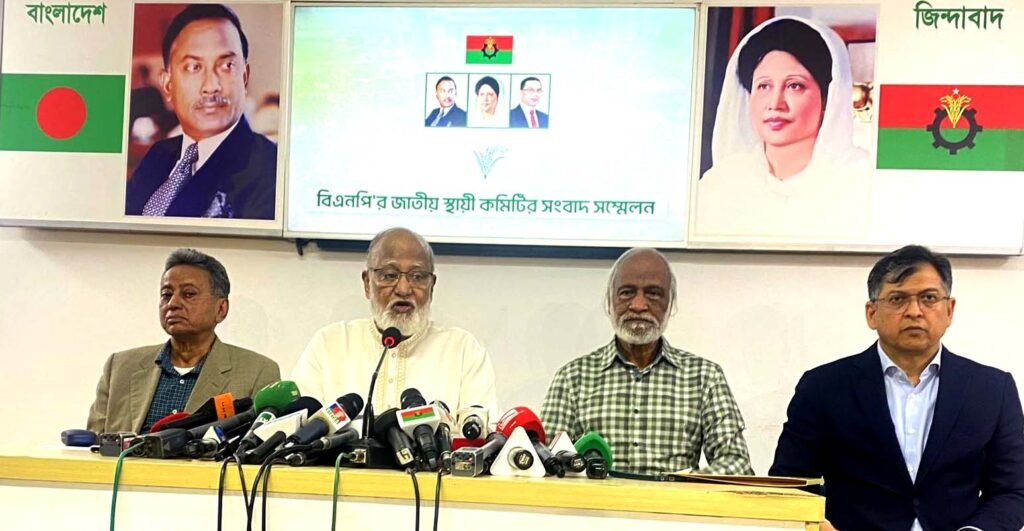 গণতন্ত্র রক্ষায় নিরপেক্ষ রোডম্যাপ চায় বিএনপি, বিতর্কিত উপদেষ্টাদের অপসারণের দাবি