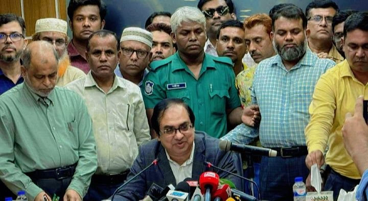 সরকারি চাকরি সংশোধনী অধ্যাদেশ নিয়ে আলোচনা