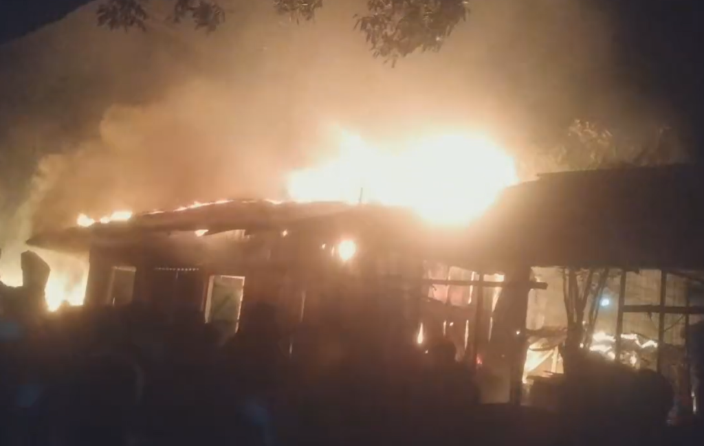 রাঙামাটির বাঘাইছড়িতে ভয়াবহ অগ্নিকাণ্ডে ৩০ দোকান পুড়ে ছাই