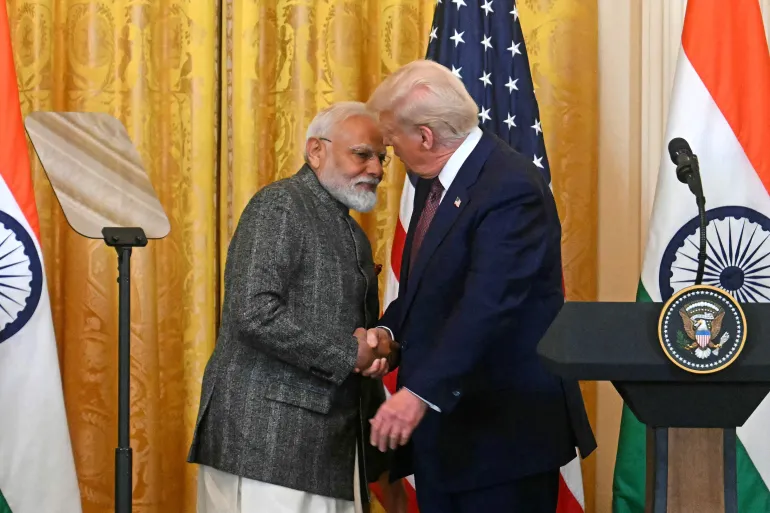 ভারতে আইফোন উৎপাদনের সিদ্ধান্ত নিয়ে অসন্তোষ প্রকাশ করেছেন যুক্তরাষ্ট্রের সাবেক প্রেসিডেন্ট ডোনাল্ড ট্রাম্প