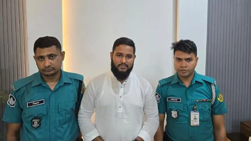 নারীকে লাথির ঘটনায় আলোচিত আকাশ চৌধুরী জামিনে মুক্ত, প্রতিদিন হাজিরার শর্ত