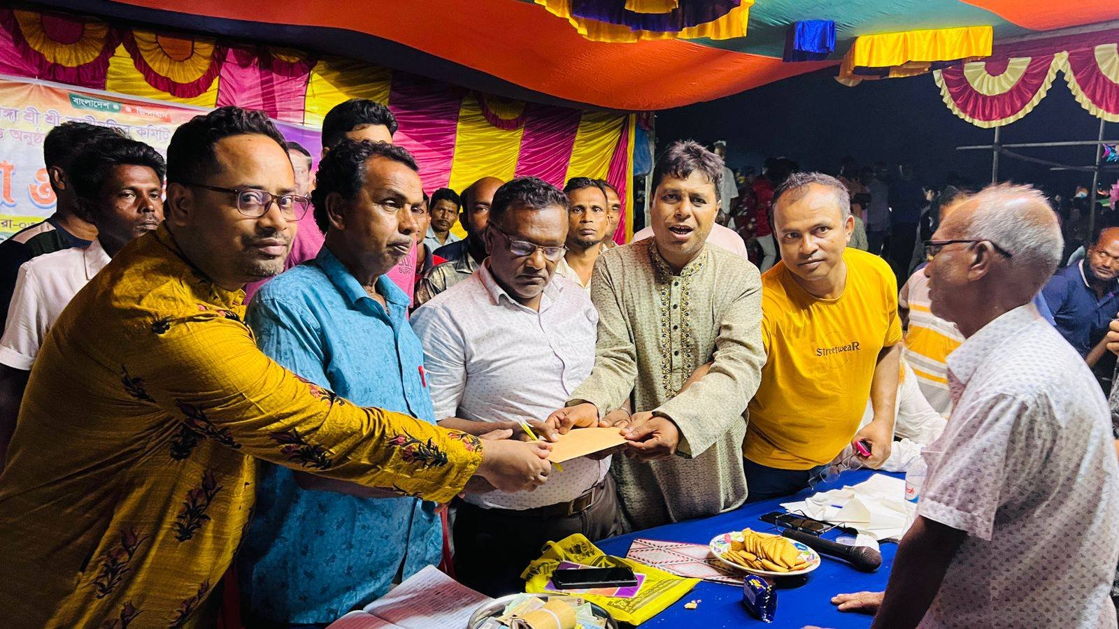 বামনডাঙ্গায় নামযজ্ঞে বিএনপির শুভেচ্ছা