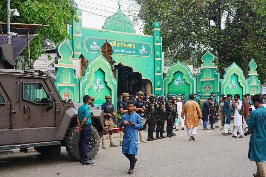 জাতীয় ঈদগাহে ঈদের প্রধান জামাত, নিরাপত্তায় ডিএমপির নিখুঁত প্রস্তুতি