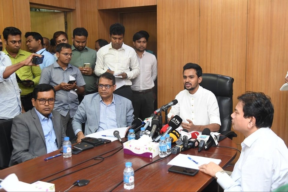 ৪৪ উপজেলায় পাবলিক লাইব্রেরি নির্মাণের উদ্বোধন করলেন উপদেষ্টা আসিফ মাহমুদ