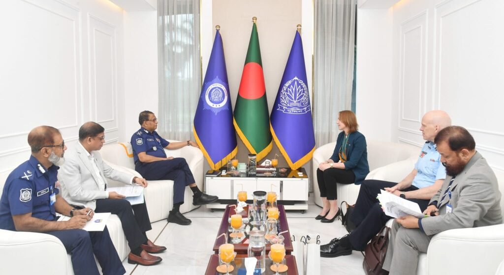 আইজিপির সঙ্গে অস্ট্রেলিয়ান হাই কমিশনারের সৌজন্য সাক্ষাৎ