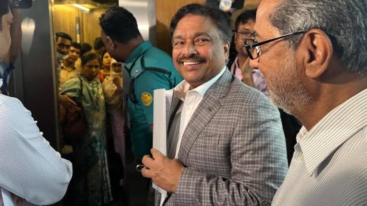 বিসিবি সভাপতির পদ হারানো ফারুক আহমেদের রিট