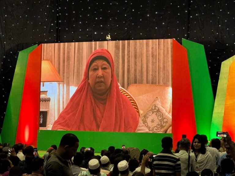 গণতন্ত্র রক্ষায় ঐক্যের আহ্বান খালেদা জিয়ার