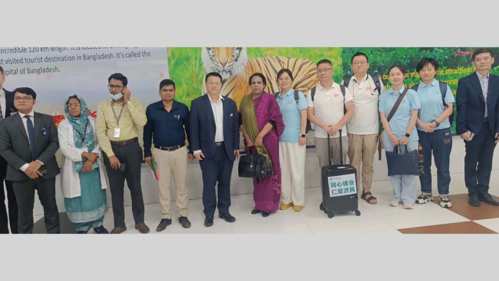 উত্তরার দুর্ঘটনায় আহতদের জন্য চীন থেকে চিকিৎসক দল ঢাকায়