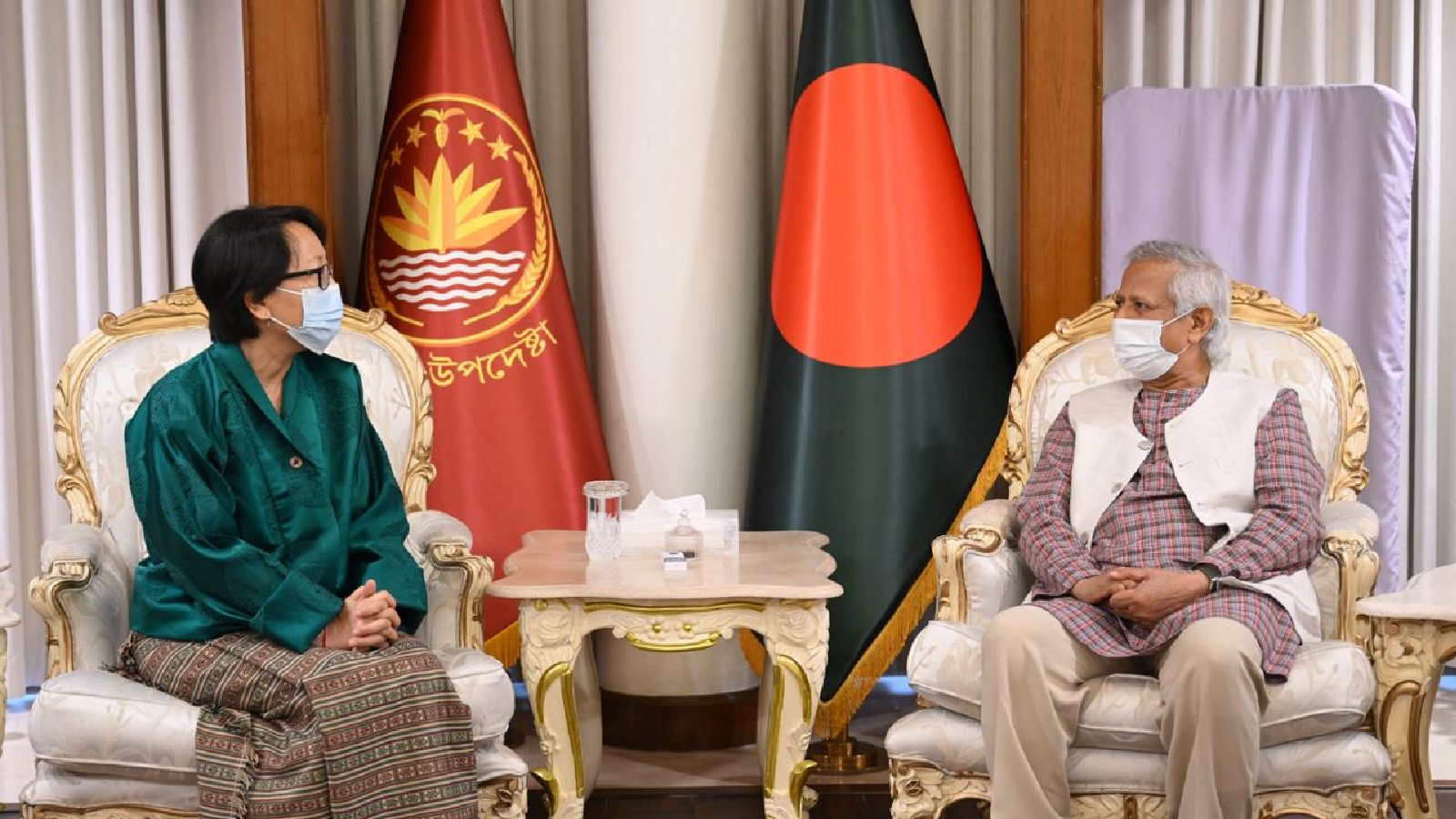 ভুটানের সঙ্গে দ্বিপাক্ষিক সম্পর্ক জোরদারে আগ্রহী বাংলাদেশ: প্রধান উপদেষ্টা