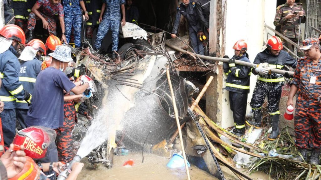 মাইলস্টোনে বিমান বিধ্বস্তে প্রাণহানির ঘটনায় রাষ্ট্রীয় শোক পালিত হবে মঙ্গলবার