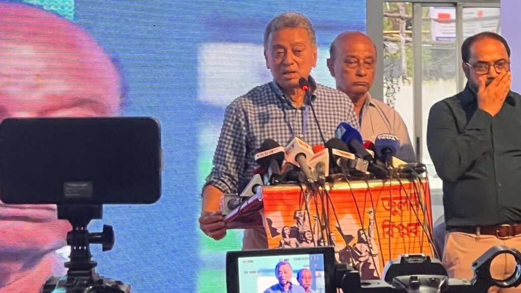 তারেক রহমান ছিলেন জুলাই-আগস্ট আন্দোলনের মূলনায়ক: আমীর খসরু