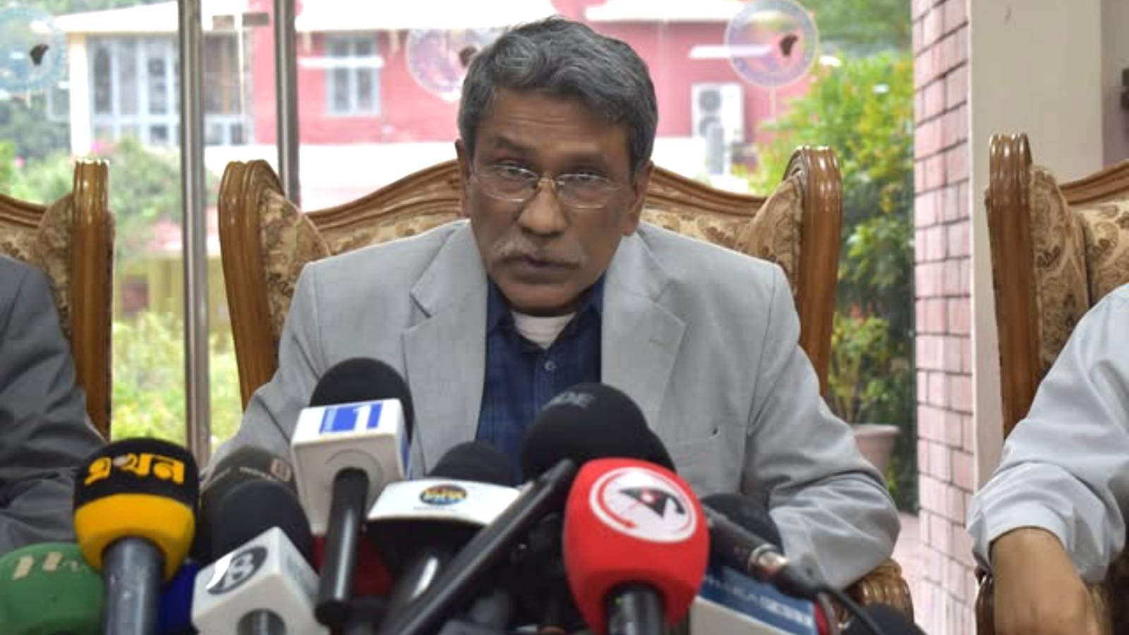 তত্ত্বাবধায়ক প্রধান নিয়োগে একমত অধিকাংশ দল: অধ্যাপক আলী রীয়াজ