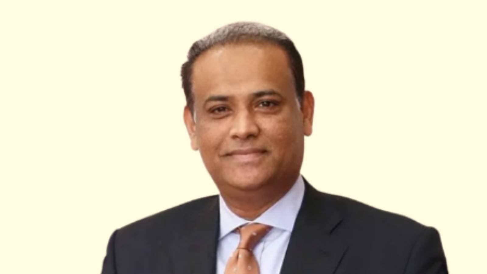 ২৫ কোটি টাকা আত্মসাৎ: সাবেক ভূমিমন্ত্রী সাইফুজ্জামানসহ ৩১ জনের বিরুদ্ধে দুদকের মামলা