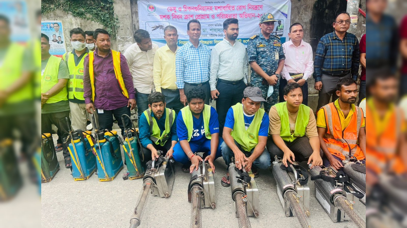 দক্ষিণ খুলশীতে ডেঙ্গু প্রতিরোধে চসিকের বিশেষ মশক নিধন অভিযান