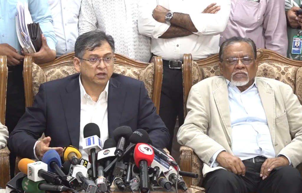 নতুন নির্বাচন ব্যবস্থা নিয়ে বিএনপির অবস্থান: তিন পদে এক ব্যক্তি নিয়ে আপত্তি নেই