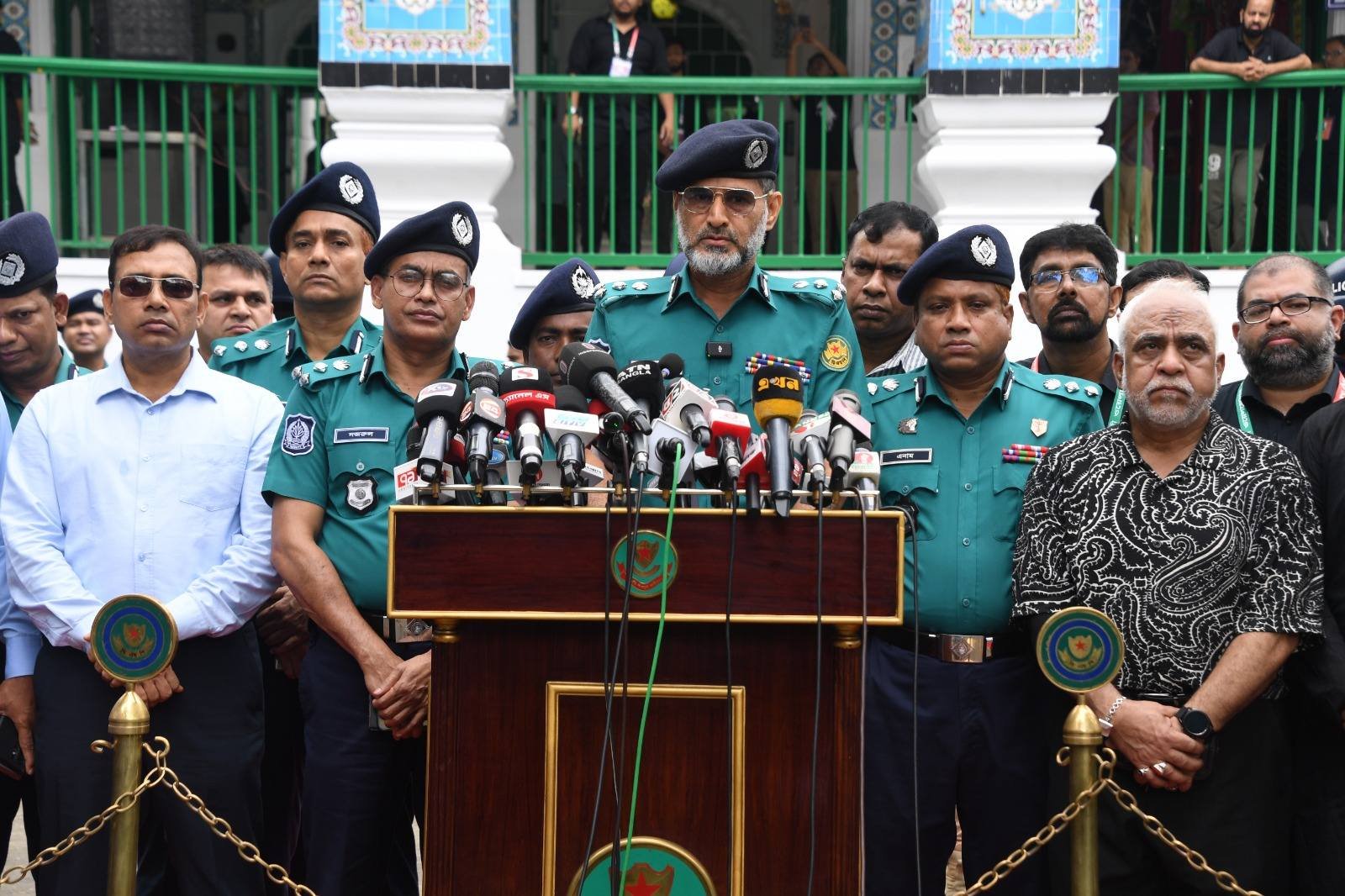 পবিত্র আশুরা উপলক্ষে ঢাকায় কঠোর নিরাপত্তা ব্যবস্থা নিয়েছে ডিএমপি