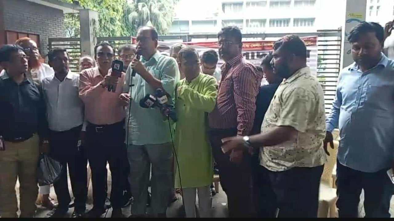 নির্বাচন বানচাল করতে পরিকল্পিতভাবে মিটফোর্ডে হত্যাকাণ্ড : দুদু