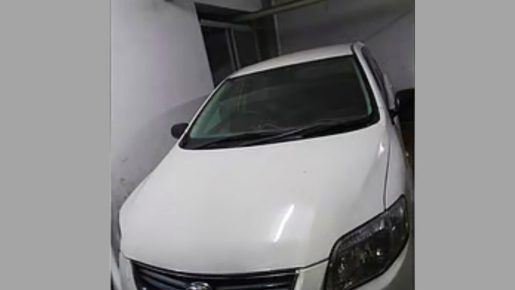 মৌচাকে মেডিকেল কলেজের পার্কিংয়ে দুই ব্যক্তির রহস্যজনক মৃত্যু