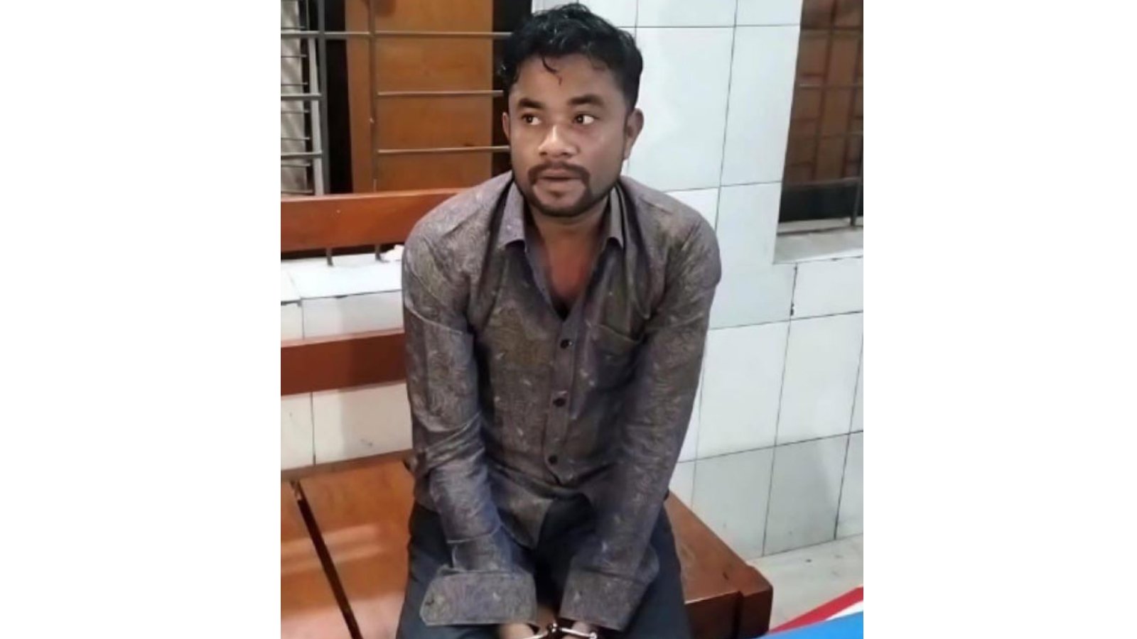 বাউফলে এএসপির বাসায় চাঁদাবাজি ও ভাঙচুর, যুবলীগ নেতা গ্রেপ্তার