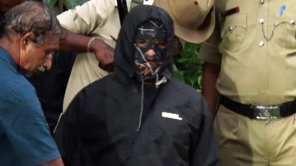 ভারতের মন্দিরে শতাধিক নারীকে ধর্ষণের পর মাটিচাপার অভিযোগকারীকে গ্রেপ্তার