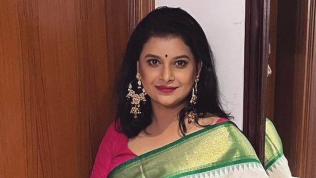 শবনম ফারিয়া: ‘রয়ে সয়ে চুরি করুক’—ক্ষমতায় যেই আসুক