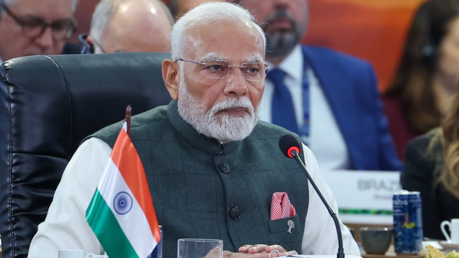 মোদির শিক্ষাগত যোগ্যতা জানার আবেদন খারিজ