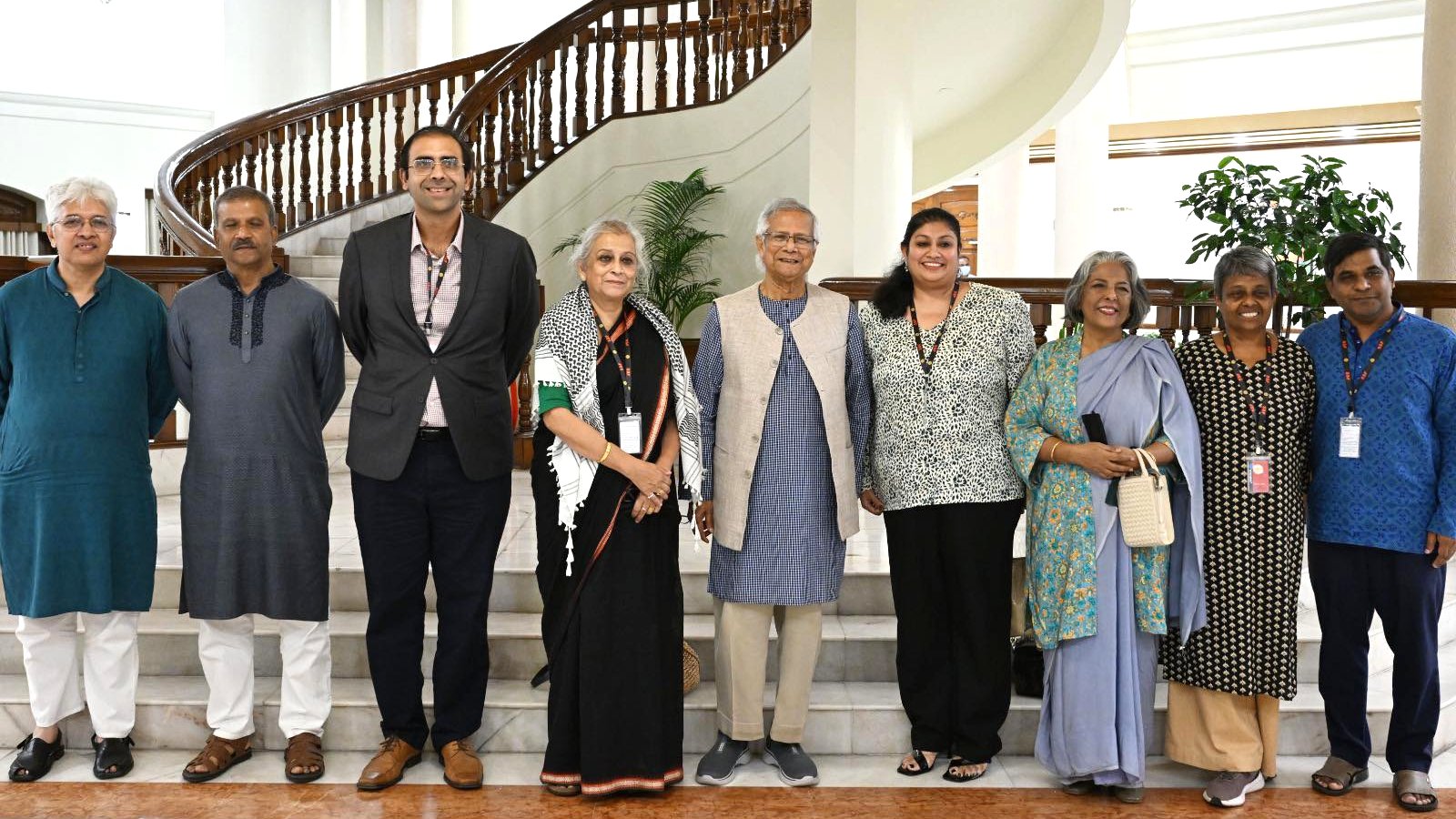 প্রধান উপদেষ্টার সঙ্গে মানবাধিকার সংস্থার সাক্ষাৎ, তরুণদের ভূমিকা নিয়ে আলোচনা