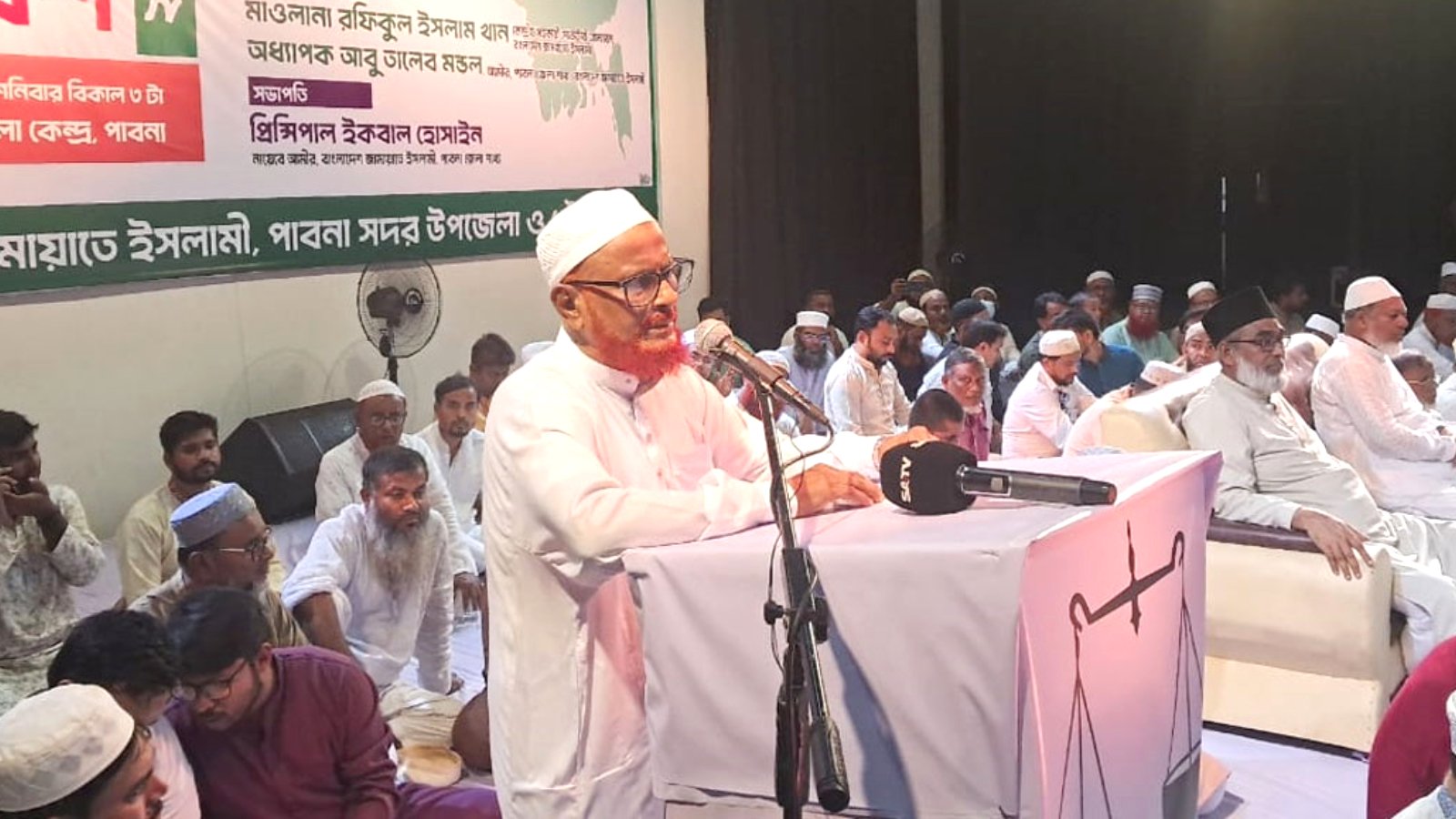 আমরা পালাইনি, ফাঁসির মঞ্চেও গেছি হাসিমুখে – এটিএম আজহারুল