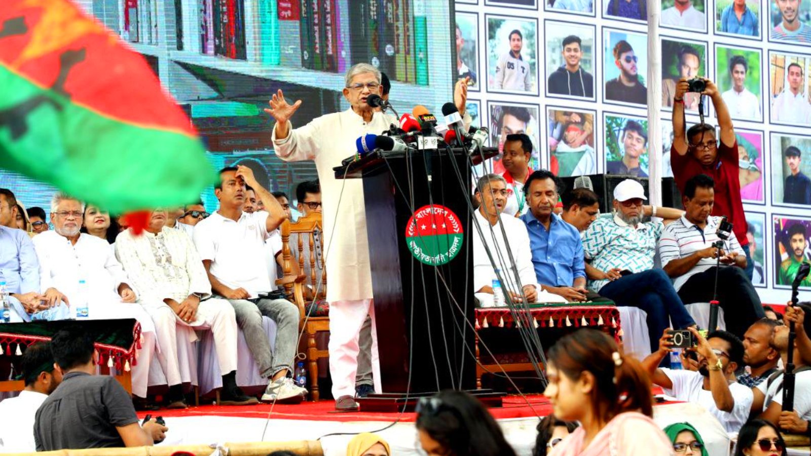 ‘ভারত থেকে হুমকি আসছে, দেশে গোলযোগের চেষ্টা চলছে’— মির্জা ফখরুল