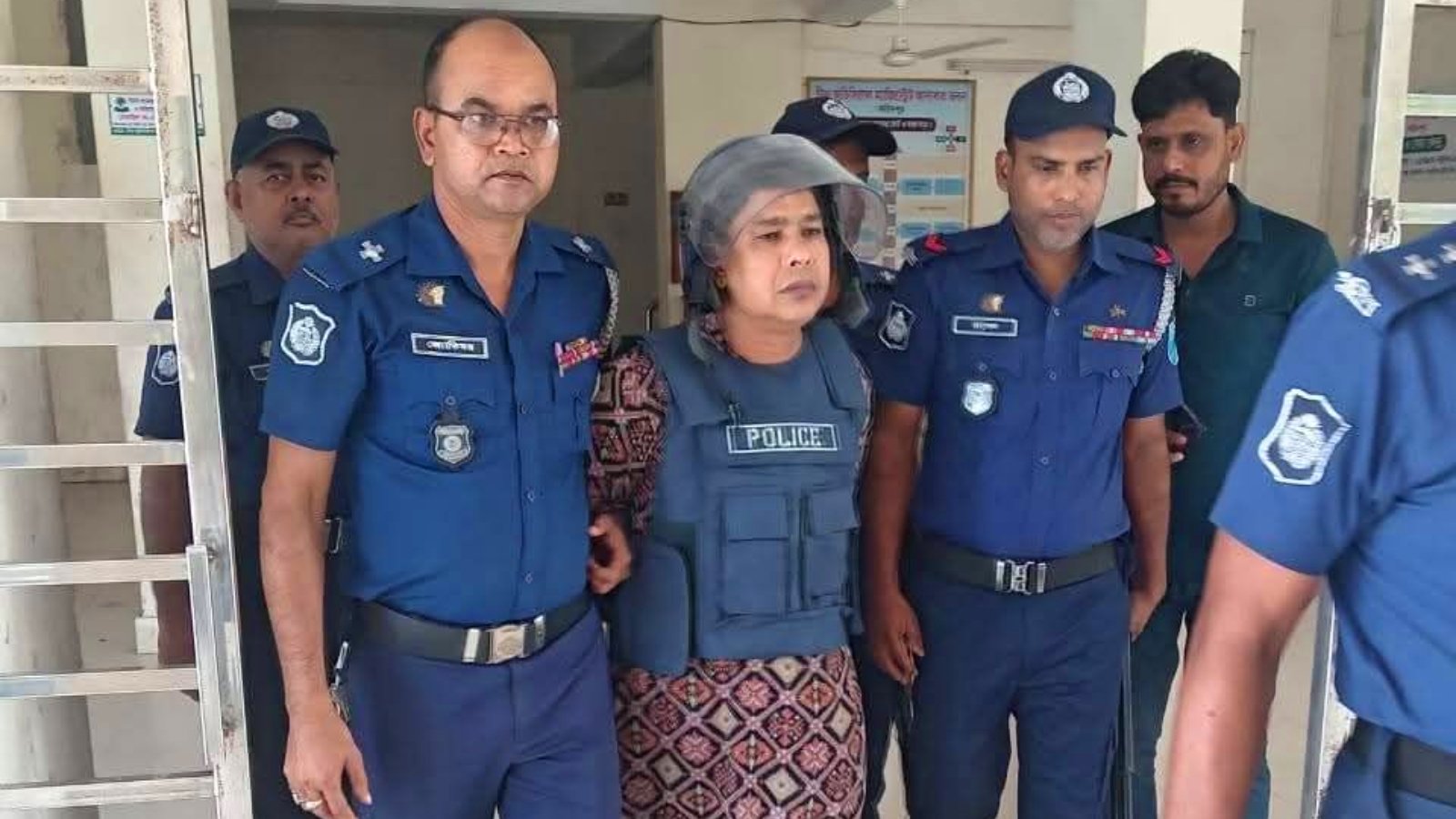 ফরিদপুর জেলা শ্রমিক লীগের সভাপতি গোলাম মোহাম্মদ নাসির গ্রেপ্তার