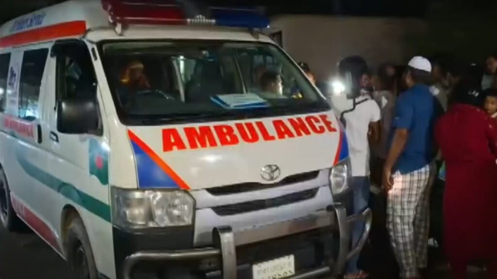 শরীয়তপুরে অ্যাম্বুলেন্স সিন্ডিকেটের কারণে নবজাতকের মৃত্যু