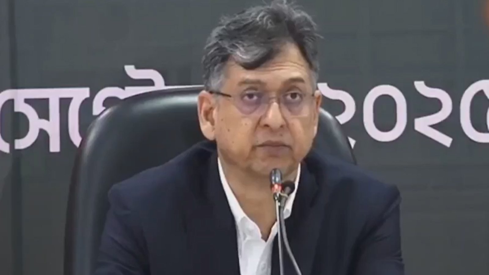 সুষ্ঠু নির্বাচনের চ্যালেঞ্জ নিয়ে সালাহউদ্দিন আহমেদের বক্তব্য