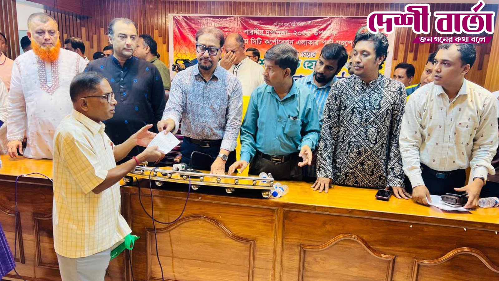 পূজা উপলক্ষে ২৬৯ মণ্ডপে ৫ হাজার টাকা করে অনুদান দিল চট্টগ্রাম সিটি কর্পোরেশন