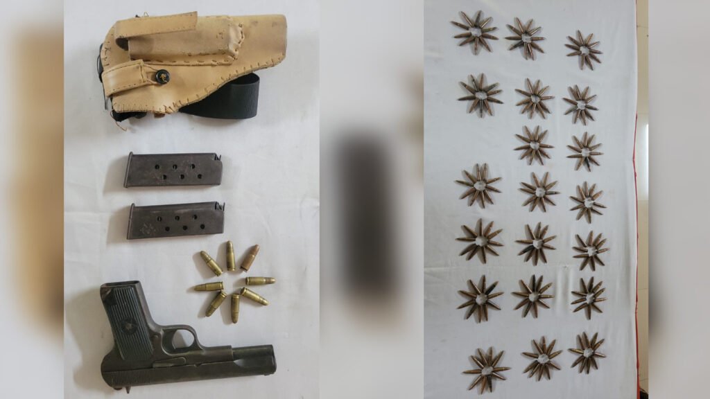 পানছড়িতে সেনাবাহিনীর সঙ্গে ইউপিডিএফ'র গুলি বিনিময়: অস্ত্র ও গোলাবারুদ উদ্ধার