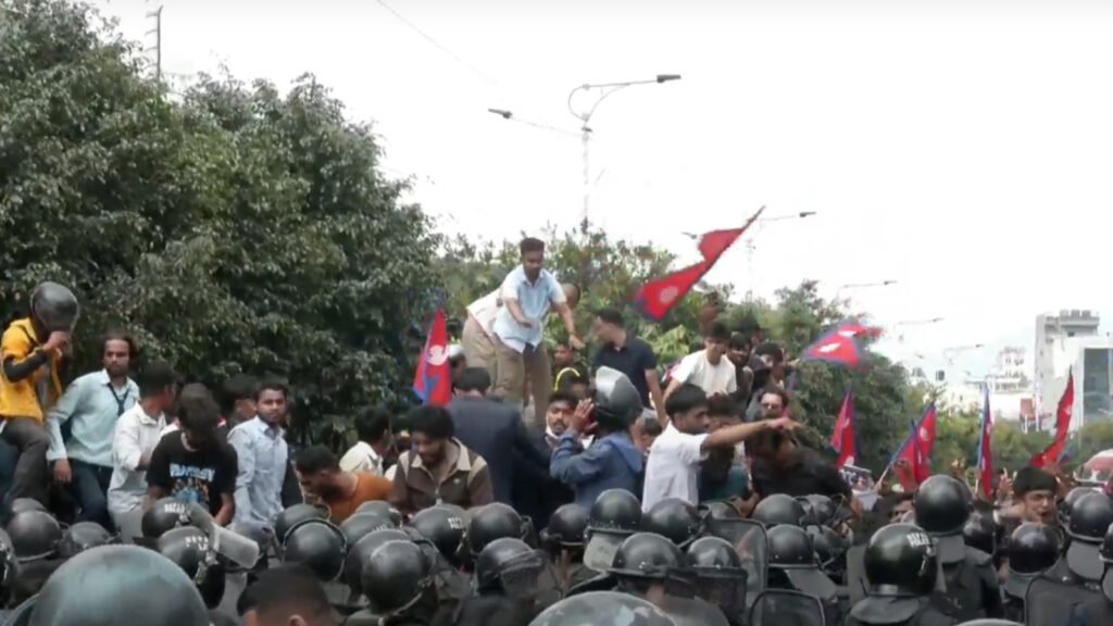 নেপালে বিক্ষোভ, হোটেলে অবরুদ্ধ বাংলাদেশ ফুটবল দল
