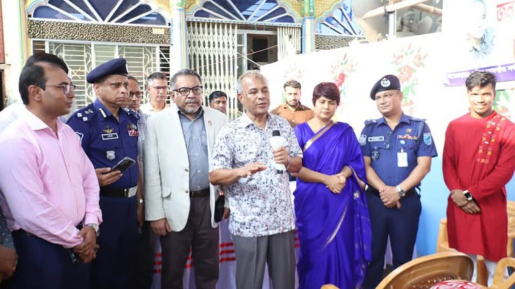 দুর্গাপূজায় মণ্ডপের পবিত্রতা বজায় রাখার ওপর জোর দিলেন স্বরাষ্ট্র উপদেষ্টা
