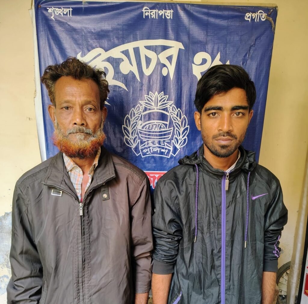 হাইমচরে সাজাপ্রাপ্ত পলাতক ২ আসামি গ্রেফতার।