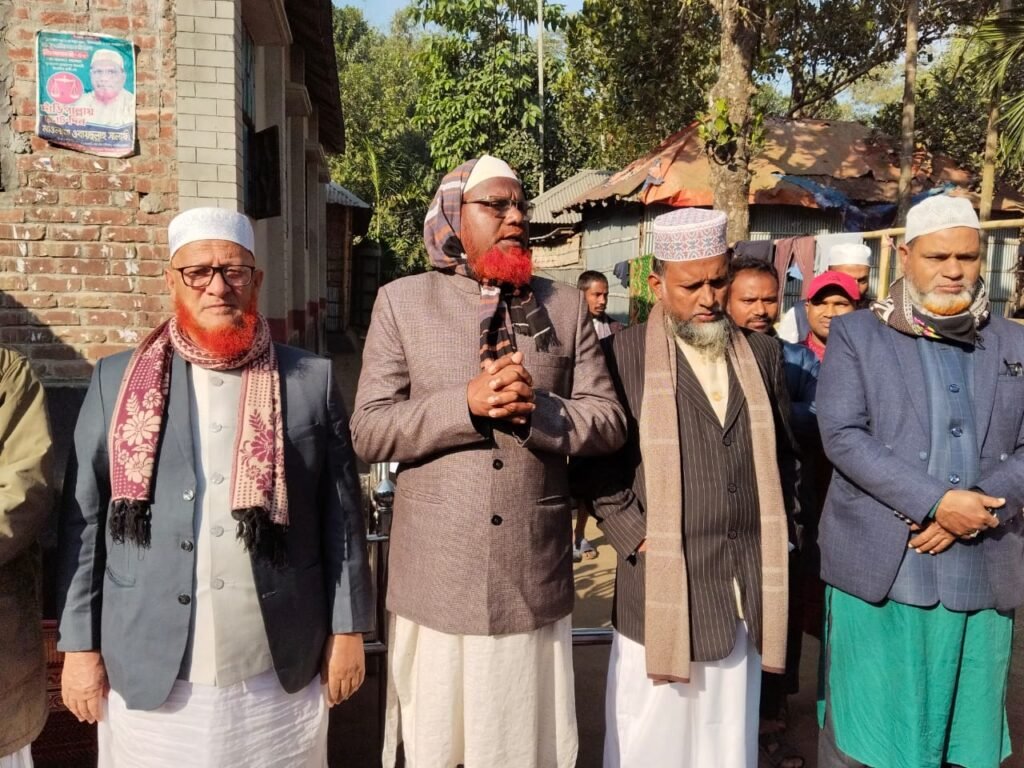 জলঢাকা পৌরসভার কাজিরহাট নিবাসী শহীদ মোসলেম উদ্দিন এর সম্মানিত মমতাময়ী মা এর জানাযার নামাজ আজ ৯ ডিসেম্বর মঙ্গলবার সকাল ৯ টা ৩০ মিনিটে কাজিরহাট তার নিজ বাসভবনে অনুষ্ঠিত।