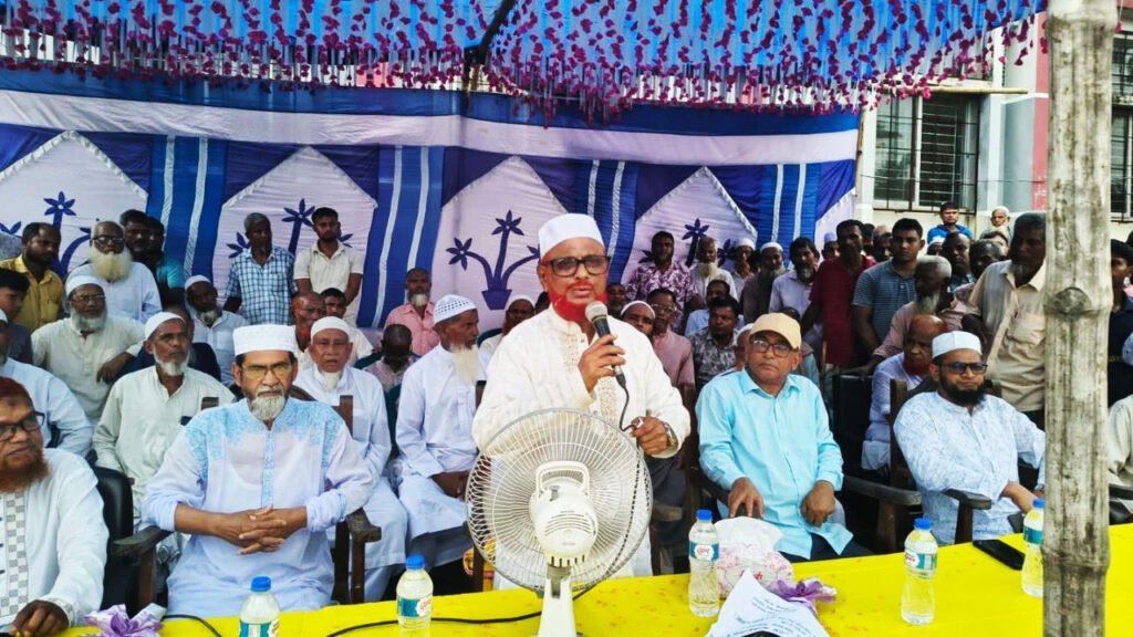 উচ্চাভিলাষী বাজেট বাস্তবায়নে চ্যালেঞ্জ দেখছেন এ টি এম আজহার।