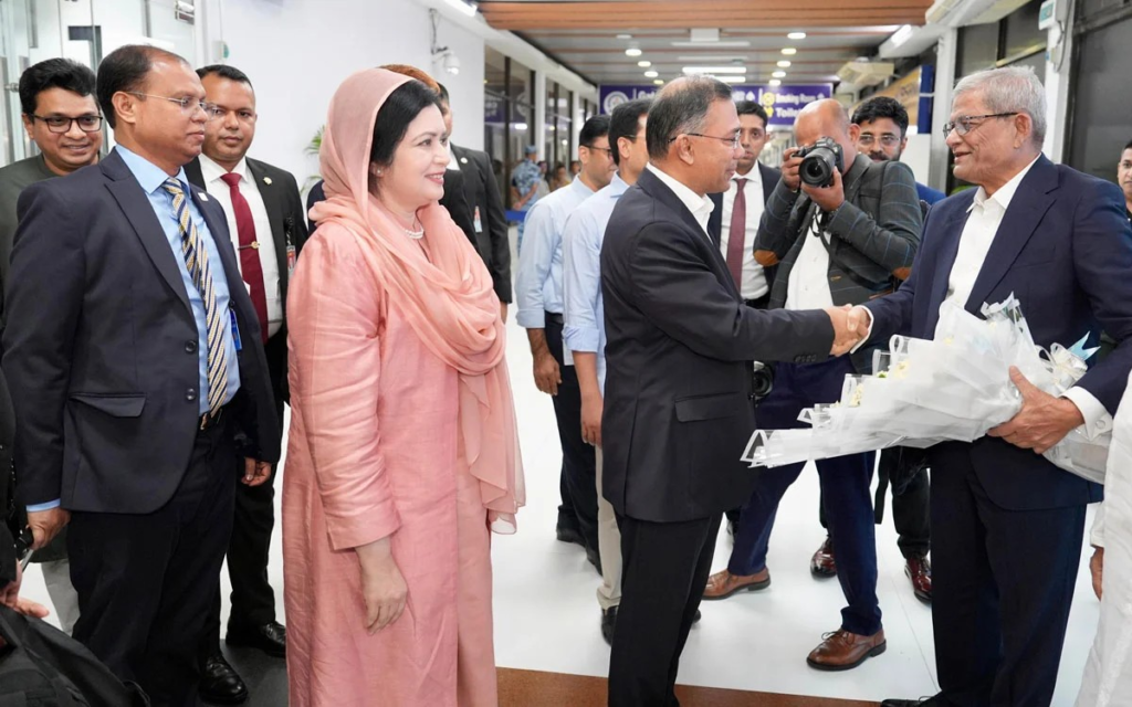 প্রধানমন্ত্রী প্রথম বিদেশ সফর শেষে দেশে ফিরেছেন।